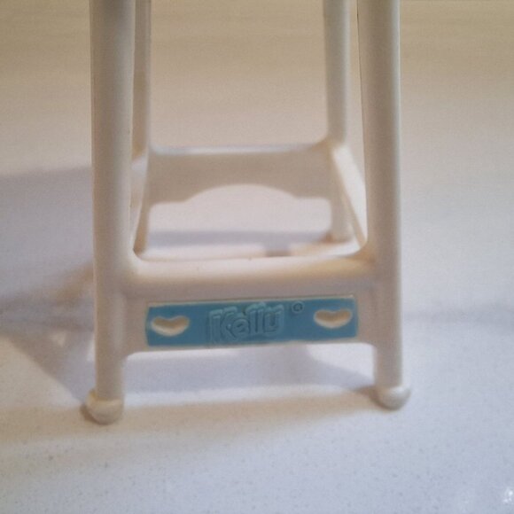 1998 Mattel Kelly Barbie High Chair McDonalds Moves Happy Meal Hair Burger Toy - Picture 6 of 8